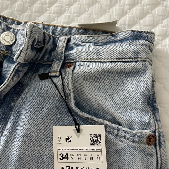 Sold Out brand new Zara jeans, size 34 Zara, 0-2 US. - Picture 4 of 4